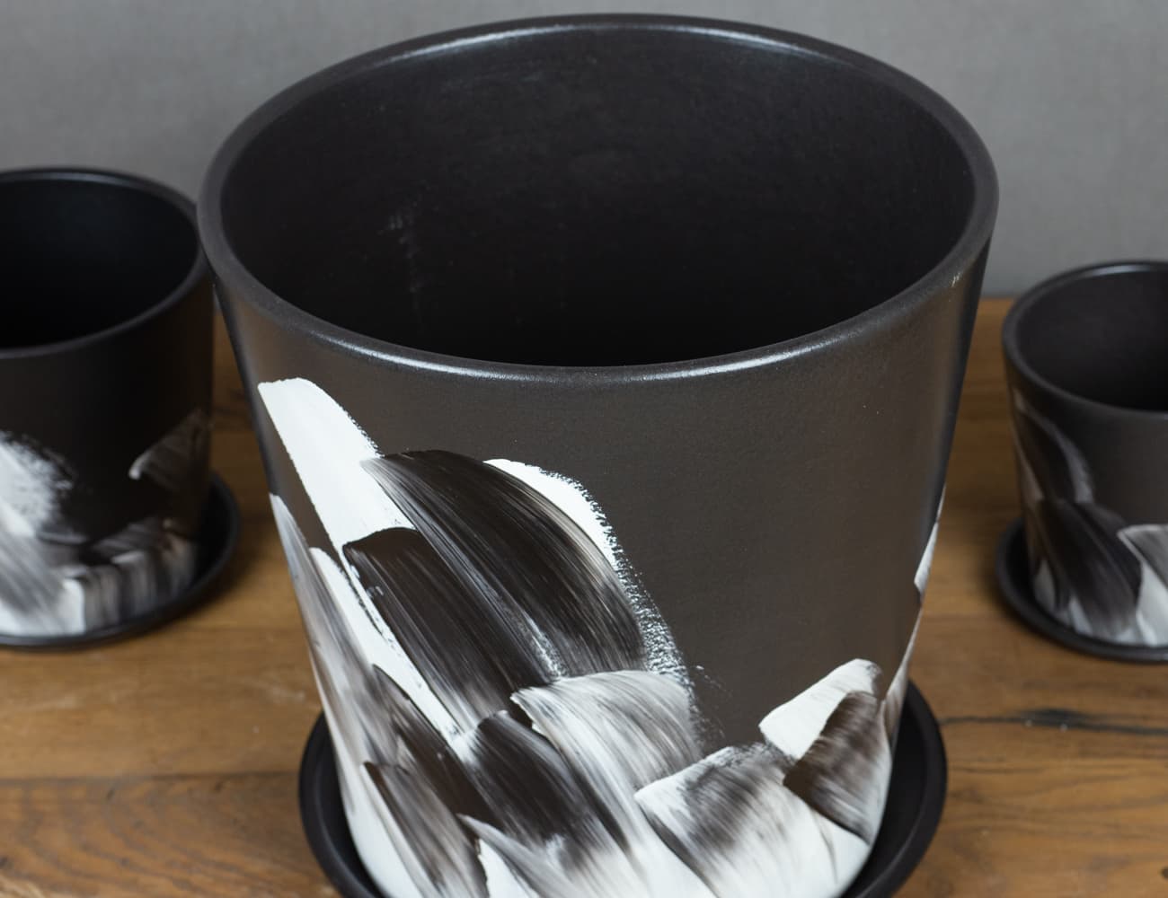 Горшок Monochrome Ø26